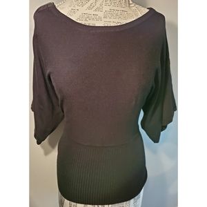 SOLD!!! VERSATILE ZIP TOP